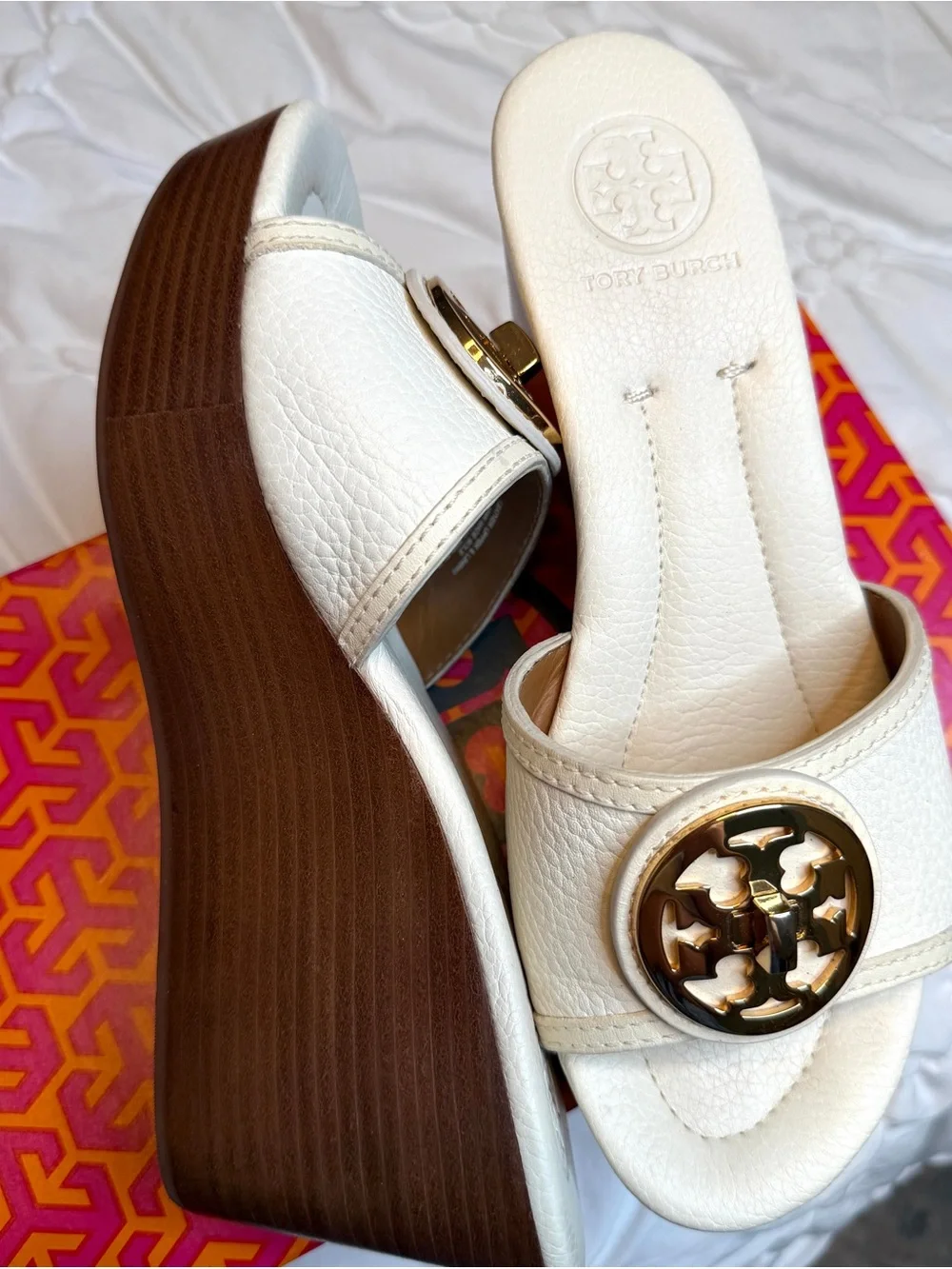 Tory Burch White Leather Slide Sandals with Gold-Tone Logo Discs